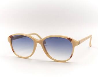Guy Laroche Vintage Green Marbled Sunglasses, Model GL2039, France Guy Laroche | Accessories | Guy Laroche Vintage Green  main image 4