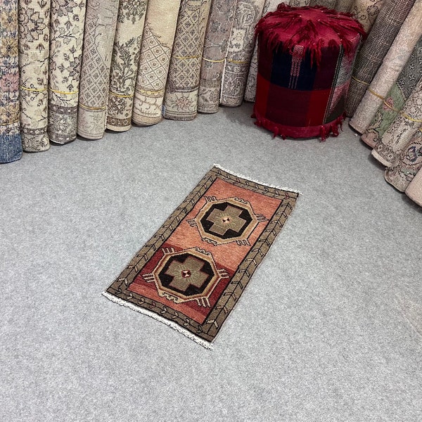 Handmade rug, Turkish rug, Vintage small rug, Oushak rug, Handmade rug, Home decor rug, Anatolian rug, Woo rug, Oushak small rug,Small rug,