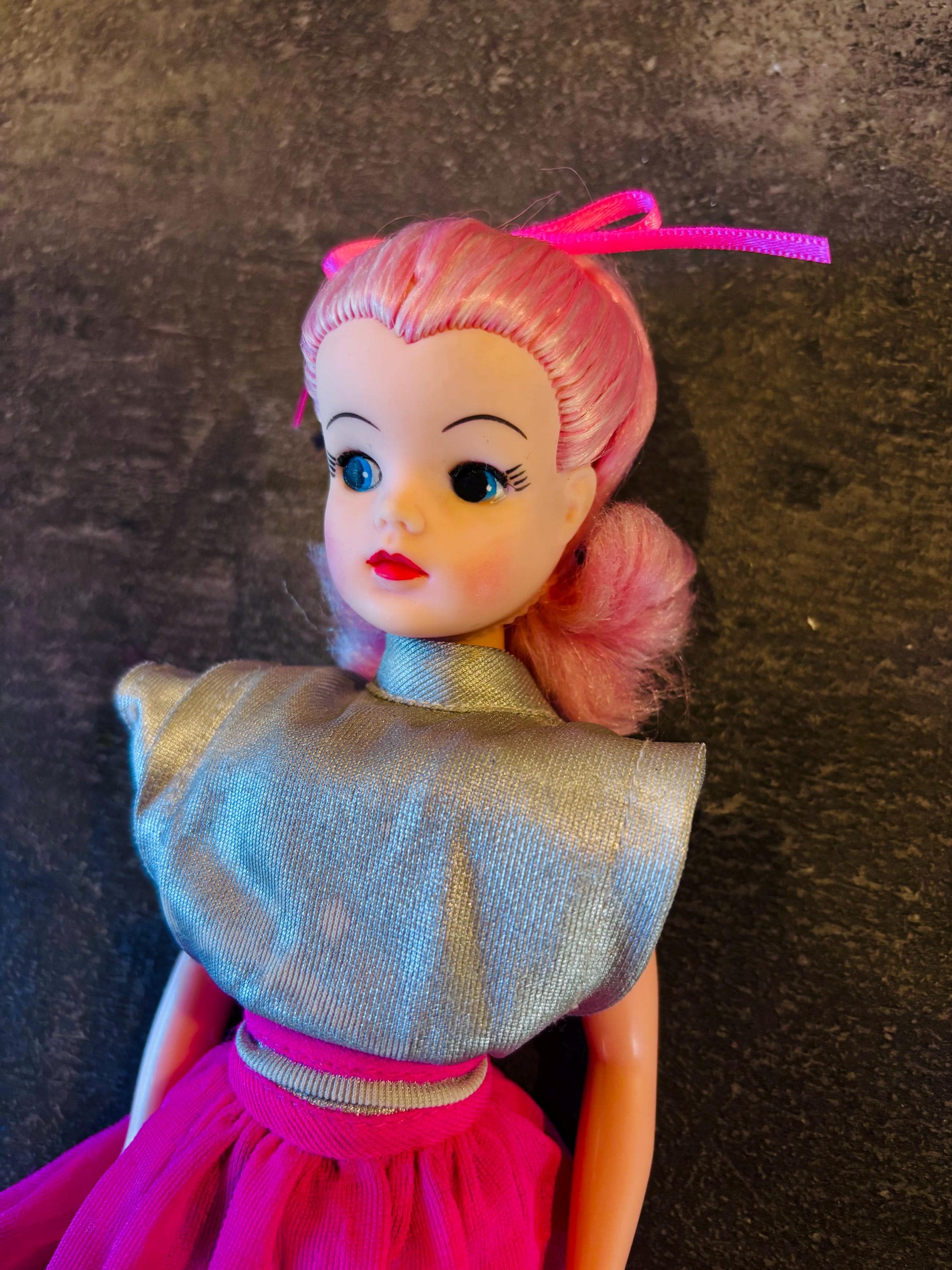 vintage Sindy-poppen 1985 ruimtefantasie vhtf! Ik heb nog een andere keuze, zie foto's als je wilt!