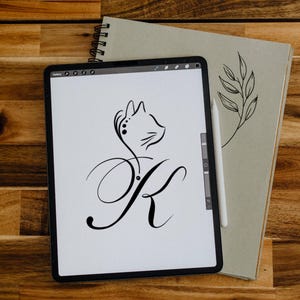 Diseño de tatuaje, tatuaje de gato, letra K, diseño de tatuaje personalizado, descarga digital