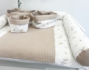 Matelas à langer imprimé fleurs en coton beige avec oreiller long et paniers, dessus de tapis à langer pour chambre de bébé, dessus pour table à langer, ustensile