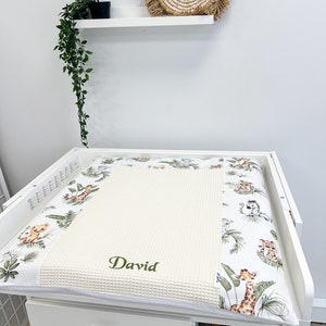 Matelas à langer à imprimé safari, dessus de table à langer, oreiller long pour chambre de bébé, coussin enroulable, essai de table, cadeau de baby shower image 4