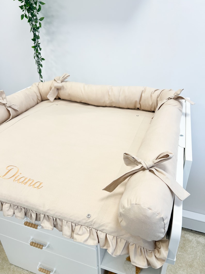 Matelas à langer blanc en tissu, Matelas à langer avec paniers d'accessoires, Coussin de voyage pour chambre de bébé, Matelas à langer beige, Matelas à langer Same as in picture 2