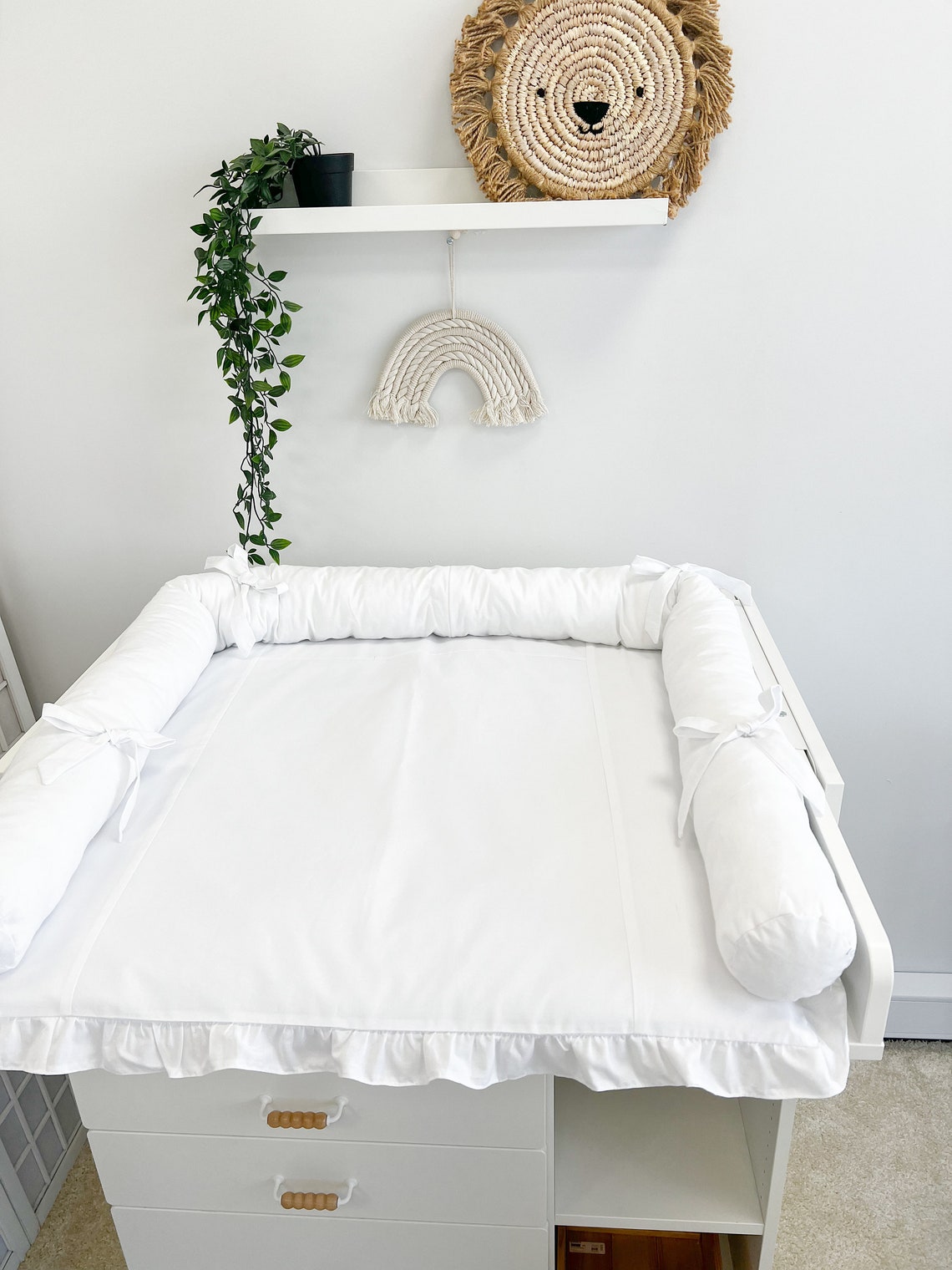 White Changing Mat White Changing Mat in Fabric, Changing Pad With Accessory Baskets, Baby ...