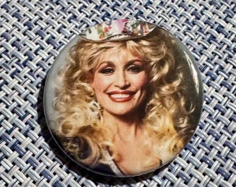 DOLLY 1.50" Pin Button