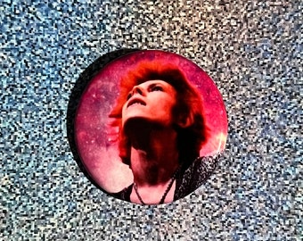 DAVID BOWIE 1.25" Ziggy Pin Badge Button