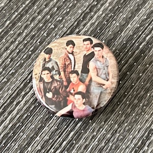 THE OUTSIDERS 1.25&quot; Button Pin ponyboy