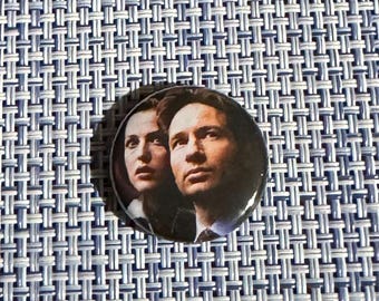 X-Files SCULLY & MULDER 1” Pin