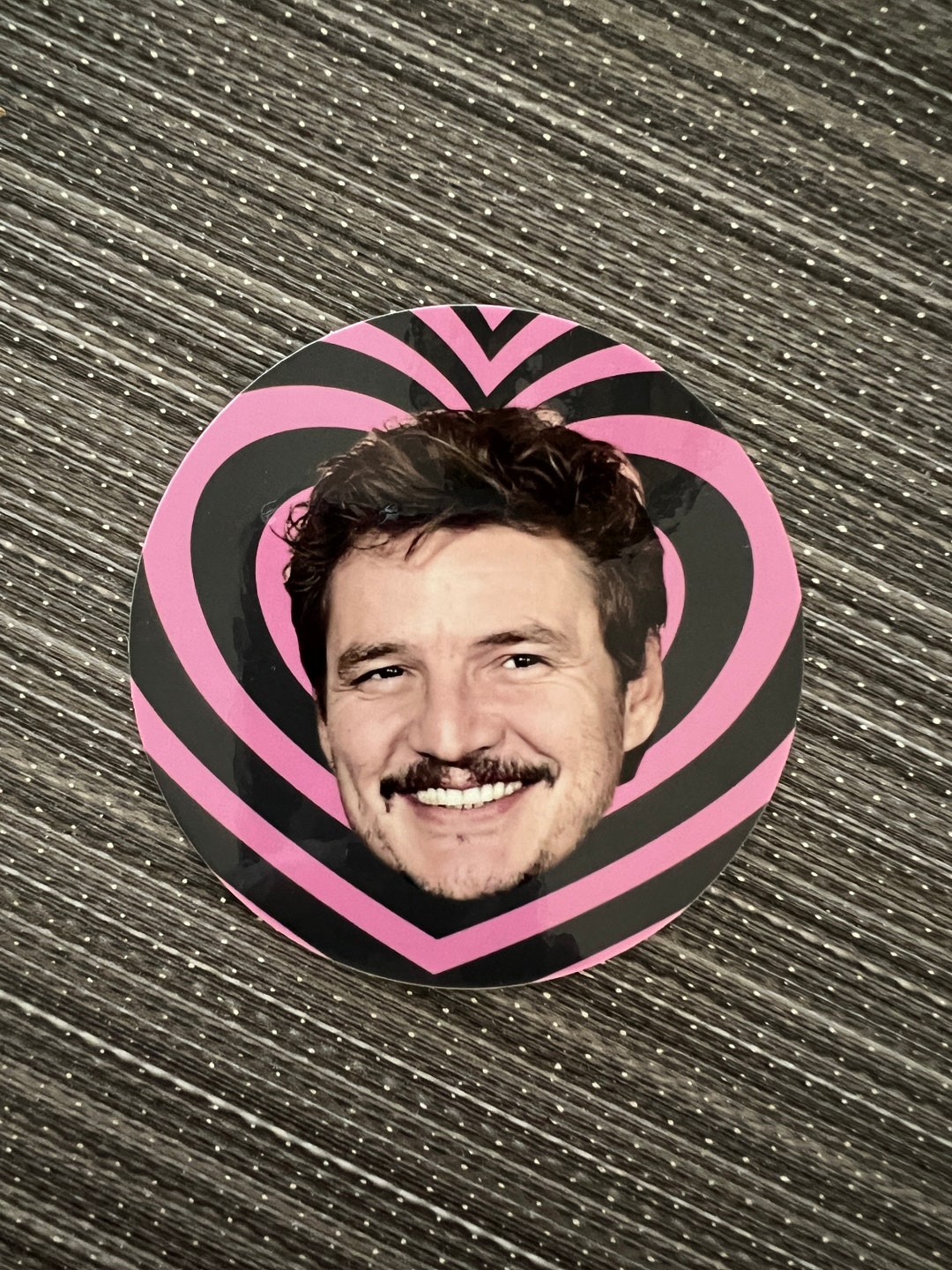 PEDRO PASCAL 3