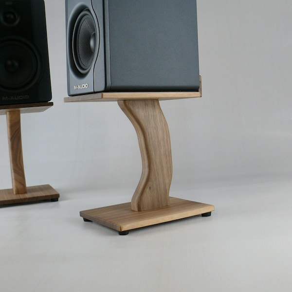 Speaker stand walnut, made to measure and custom