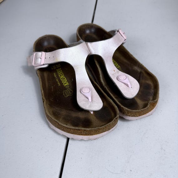 Birkenstock, Birkenstock Gizeh Sandals Womens 38 Pink Metallic T-Strap Thong Cork Footbed