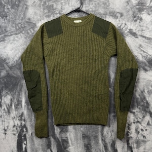 Suéter Commando de LL Bean para hombre, color verde, excelente lana merino, jersey acanalado con parche.