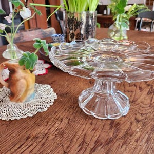 Vintage Crystal Cake Stand. Wedding and Holiday Dessert Display