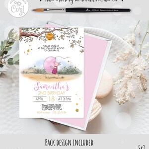 Invitación de cumpleaños clásica editable de Winnie the Pooh para niña de cualquier edad, diseño dibujado a mano, cerdito rosa con plantilla de globo rosa Corjl 0001.4