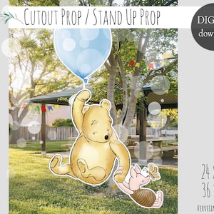 Ausschnitt Dekor-Babyparty-Geburtstags-Party-klassische Winnie und Ferkel mit einem blauen Ballon Cutout Prop|Stand Up Prop DIGITALDOWNLOAD 0001