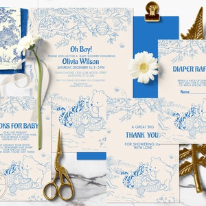 Classico Winnie the Pooh Baby Shower Bundle Set Blu Toile de Jouy Design in stile Invito Biglietto di ringraziamento Pannolino Lotteria Prenota Richiesta 0001J