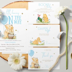 Set modificabile classico Winnie the Pooh Baby Shower Bundle #2: invito, biglietto di ringraziamento, richiesta di libro di lotteria di pannolini, fiori di palloncino blu 0001.7