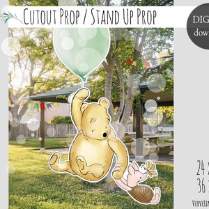 Ausschnitt Dekor-Babyparty-Geburtstags-Party-klassische Winnie und Ferkel mit einem Salbei-grünen Ballon Stand Up Prop DIGITAL DOWNLOAD 0001