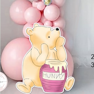 Decoração recortada Winnie the Pooh clássico com pote de mel rosa Chá de bebê | Adereço recortado para festa de aniversário | Adereço de pé DOWNLOAD DIGITAL 0001