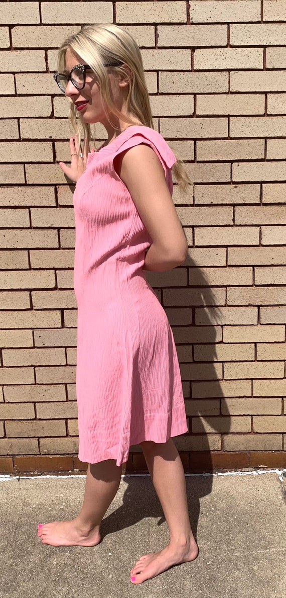 60’s Vintage Pink Sheath Dress - image 3