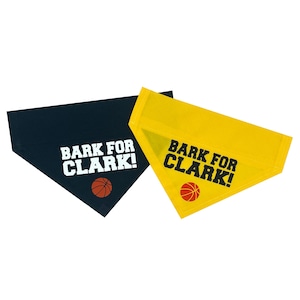 Caitlin Clark, Bark for Clark Bandana para perros y gatos sobre el collar