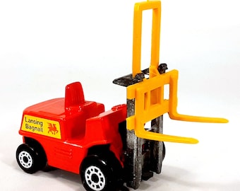 Matchbox Fork Lift Truck # 15 Original 75 Series Diecast Metal Model Car 1972 Vintage Item in Box Red Collectible Vehicle Excellent