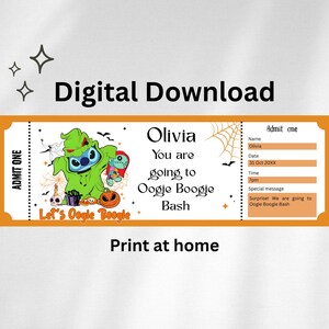 Könnte beinhalten: Digitaler Halloween-Ticket-Download mit orange-weißem Design. Enthält Stitch in einem grünen Kostüm, den Text "Olivia, du gehst zur Oogie Boogie Bash" und "Zuhause drucken". Enthält Datum und Uhrzeit.