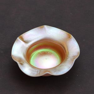 Steuben Aurene Calcite Bon Bon Salt Glass 138