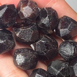 Madagascar Mined Natural Red Pyrope Garnet Crystals - Raw Red Garnets - Rough Earth Mined Crystals - Premium Stones