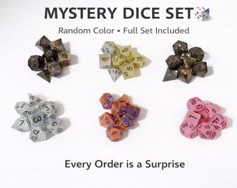 Handmade Resin Polyhedral Dice Set – Random Color RPG Dice Bundle (7-Piece)