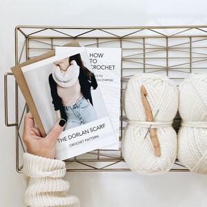 DIY Crochet Kit | The Dorlan | modern minimalist chunky infinity scarf easy beginner crochet kit