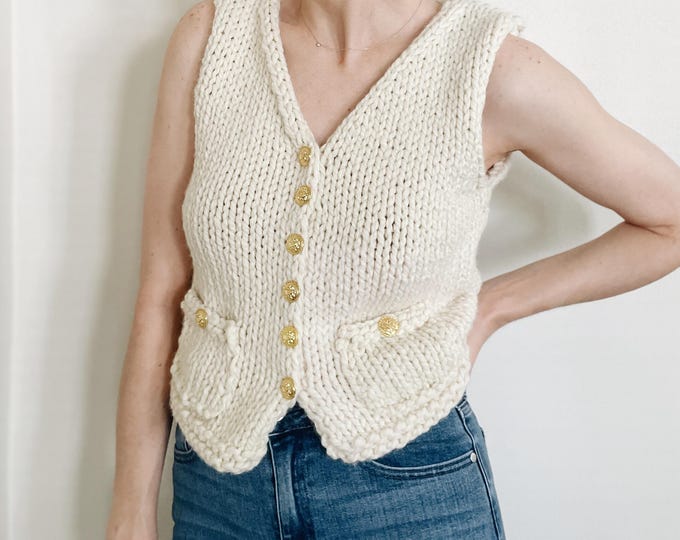 Featured listing image: The Daphne | knitting pattern