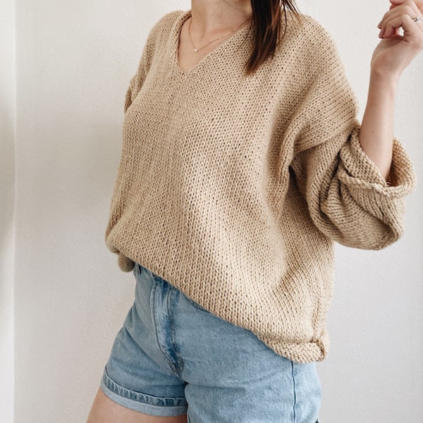 Knitting Pattern | The Bailey | modern v neck oversized light knit pullover sweater jumper easy knitting pattern