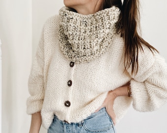 Knitting Pattern | The Milton | modern chunky cowl snood scarf easy knitting pattern