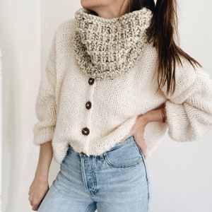 Knitting Pattern | The Milton | modern chunky cowl snood scarf easy knitting pattern