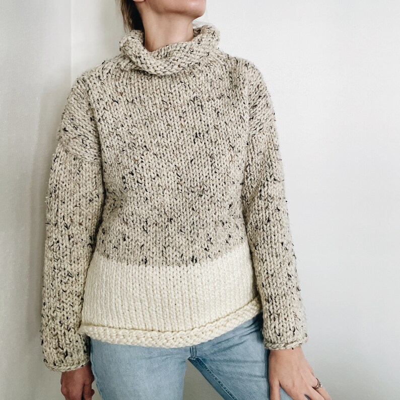 Modèle de tricot Les collines Pull-over moderne en grosses mailles à col roulé, modèle facile à tricoter image 6