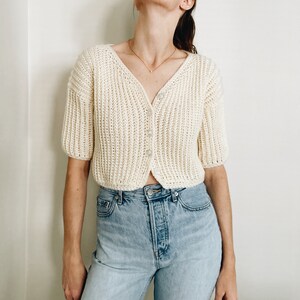 Crochet Pattern The Quinn modern ribbed cropped button up cardigan sweater jumper easy crochet pattern image 2