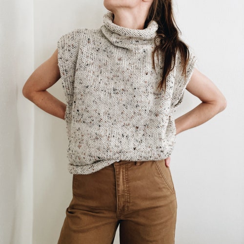 トップス MALLYARN ROLL NECK KNIT TOPS Sleeveless Viscose Blend Roll Neck Knit Jumper | Karen Millen