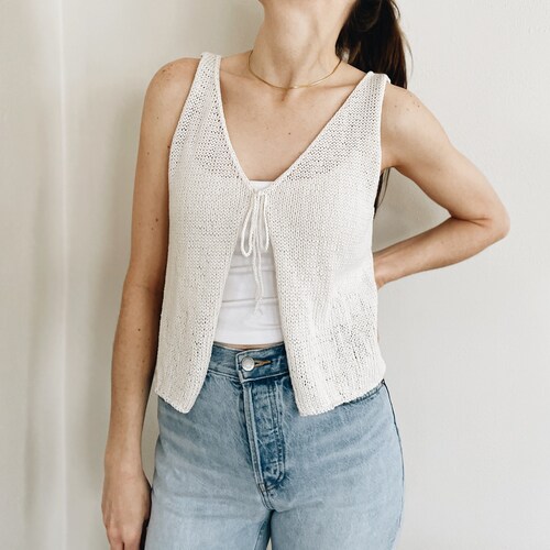 Knitting Pattern | The Scarlett | modern cropped v neck sleeveless front tie knit tank top spring summer easy knitting pattern