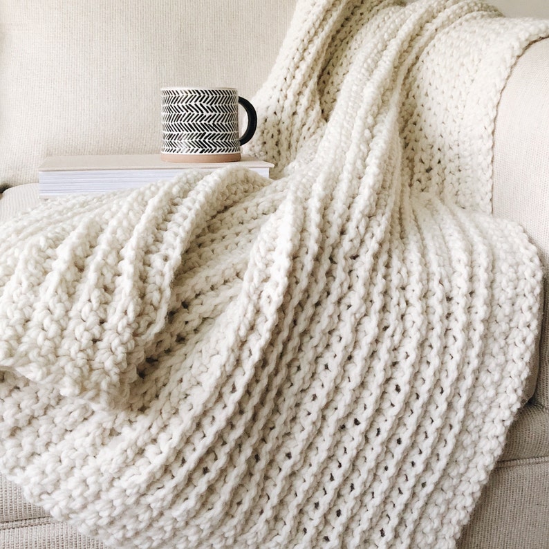 Crochet Pattern The Leon modern minimalist chunky throw blanket easy crochet pattern image 1