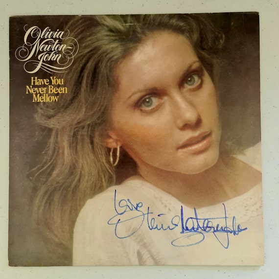 オリビア・ニュートン＝ジョン直筆サイン入りLPレコード『Have You Ever Been Mellow』鑑定書付き #OJ38764