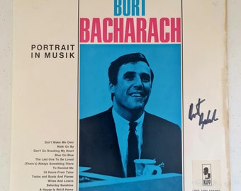 LP autografiado de Burt Bacharach "Portrait In Musik", COA #BB88797