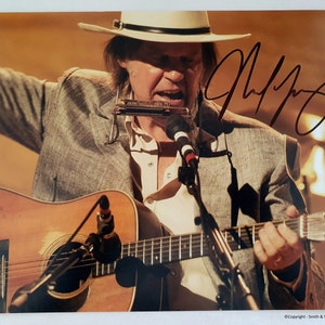 Neil Young Autographed Glossy 8x10 Photo COA #NY44178