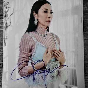 Michelle Yeoh Autographed COA #MY49735