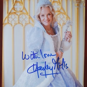 Hayley Mills Autographed Glossy 8x10 Photo COA #HM79434