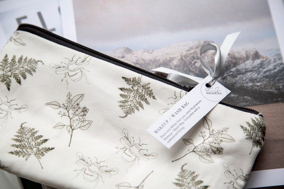 Illustrated Makeup bag / Wash bag