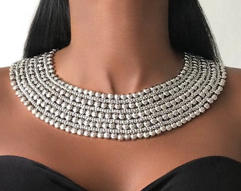 BEADED NECKLACE Gold or silver style