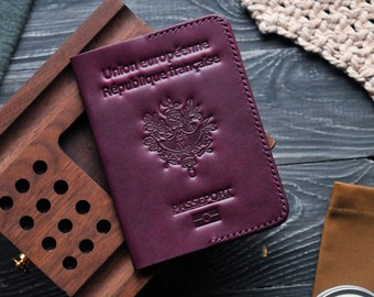 Leather Holder for French passport, France passport, gift for traveller, Passport Cover, Personalized Passport Cover, passport Case