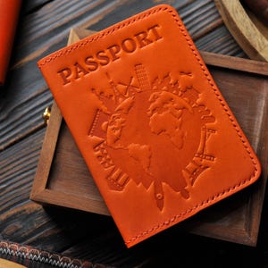 Leather Holder for passport, gift for treveler, Personalized Passport Cover, passport Case