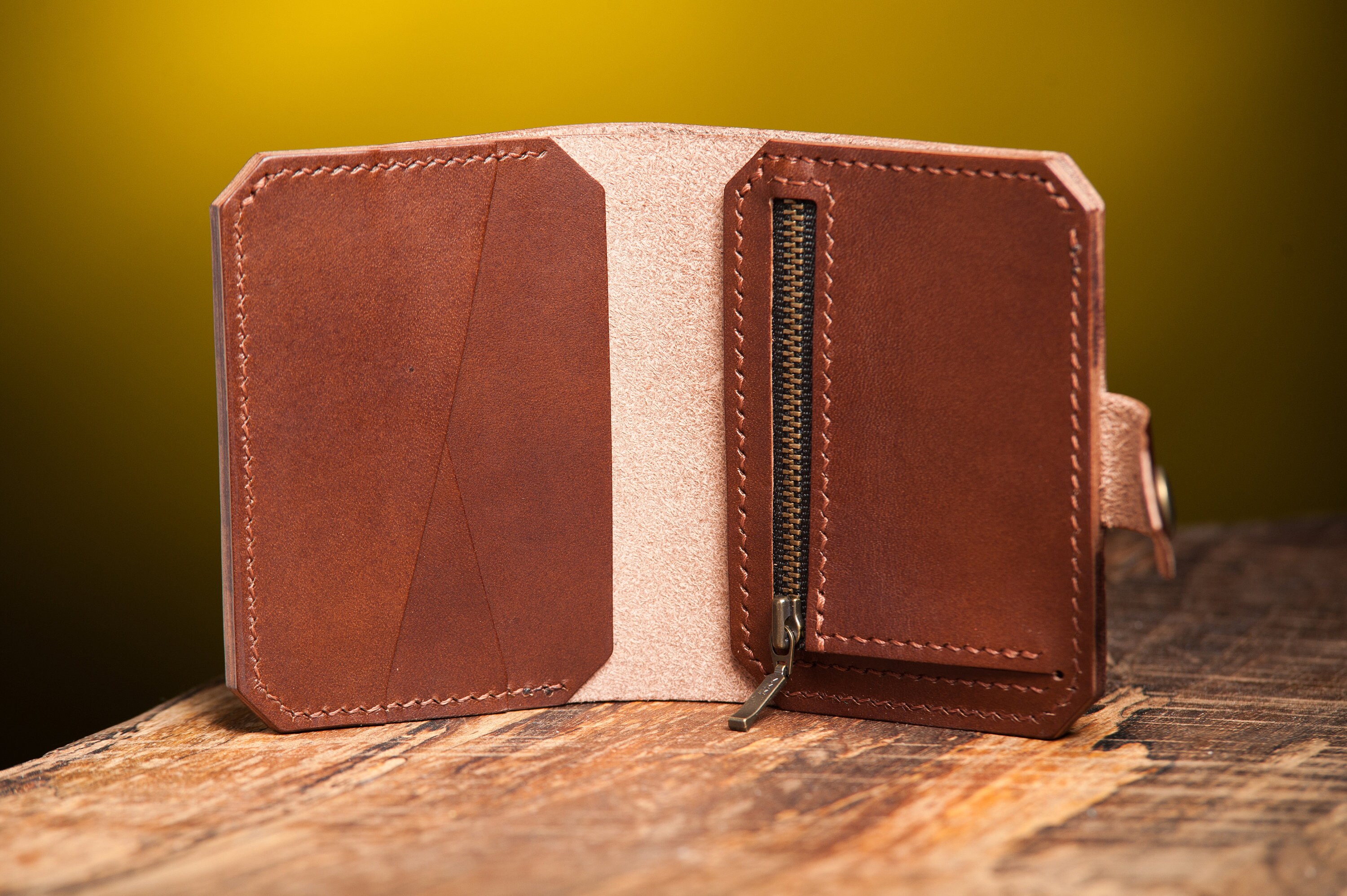 Brown Spacious Leather Wallet With Ziipp, Minimalist Wallet Brown Spacious Leather Wallet With Ziipp, Minimalist Wallet